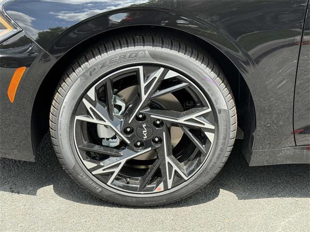 new 2025 Kia K5 car, priced at $29,297