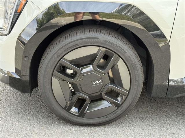 new 2026 Kia EV9 car, priced at $63,309