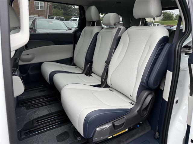 new 2026 Kia Carnival car, priced at $49,649