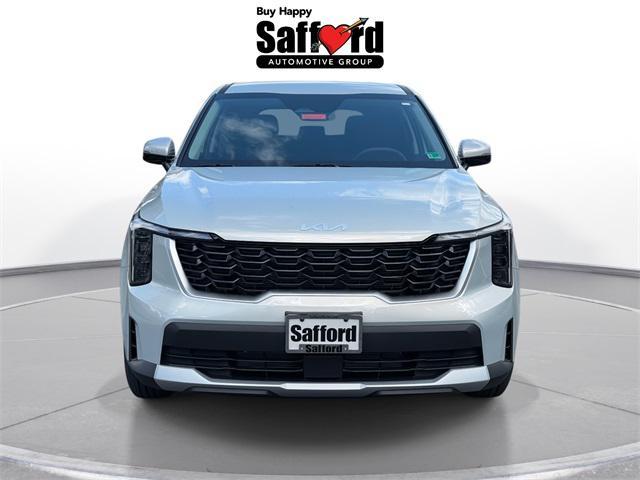 new 2026 Kia Sorento car, priced at $32,400