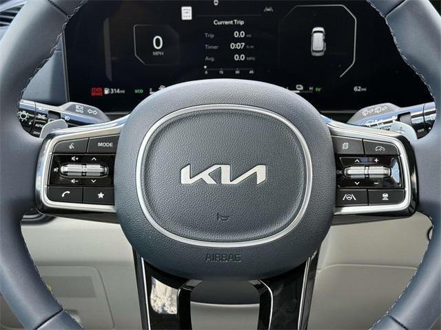 new 2026 Kia Carnival Hybrid car, priced at $46,771