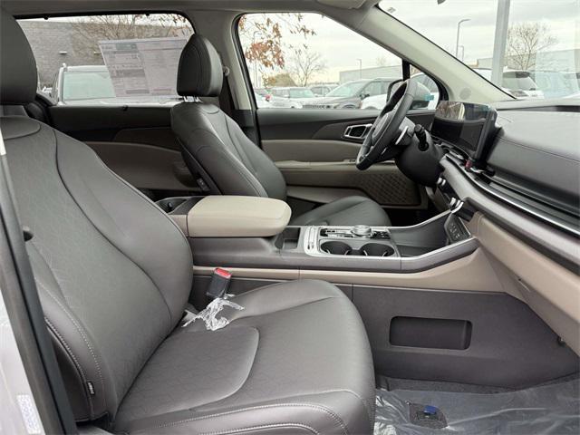 new 2026 Kia Carnival Hybrid car, priced at $46,347