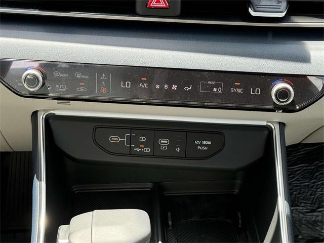 new 2025 Kia Carnival car, priced at $39,765