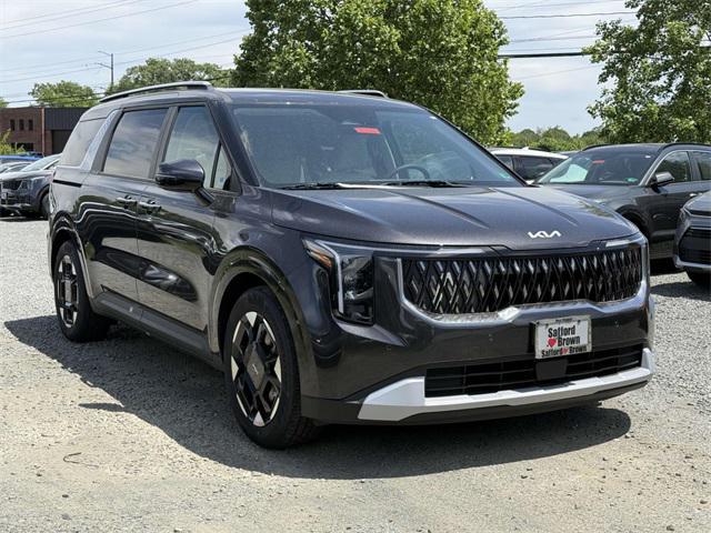 new 2025 Kia Carnival car, priced at $40,470