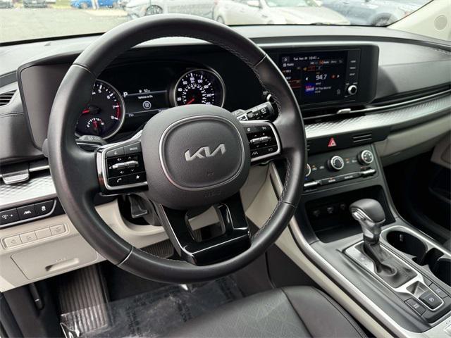 used 2022 Kia Carnival car, priced at $25,000