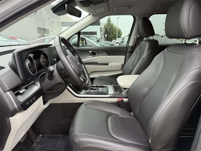 used 2022 Kia Carnival car, priced at $25,000