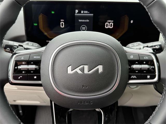 new 2025 Kia Sorento Hybrid car, priced at $40,105