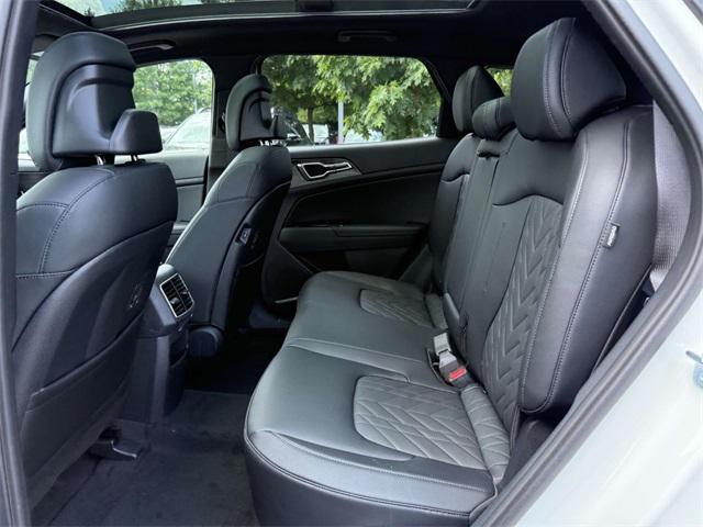 new 2025 Kia Sportage car, priced at $39,553