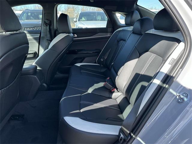 new 2025 Kia K5 car, priced at $30,210