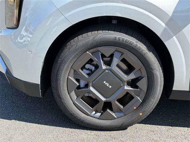 new 2026 Kia Carnival Hybrid car, priced at $47,274
