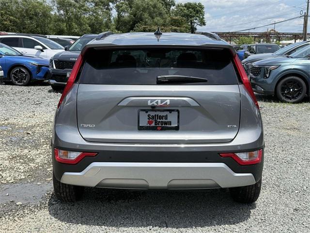 new 2025 Kia Niro car, priced at $29,870