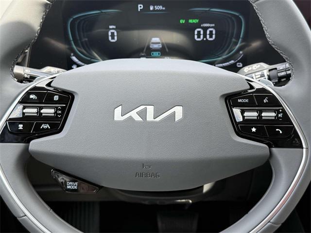 new 2025 Kia Niro car, priced at $29,870