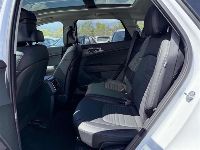 new 2025 Kia Sportage car, priced at $35,205