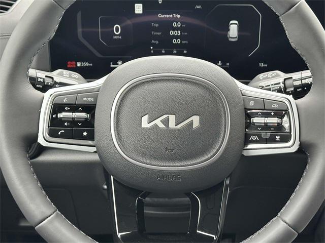 new 2025 Kia Carnival car, priced at $50,562