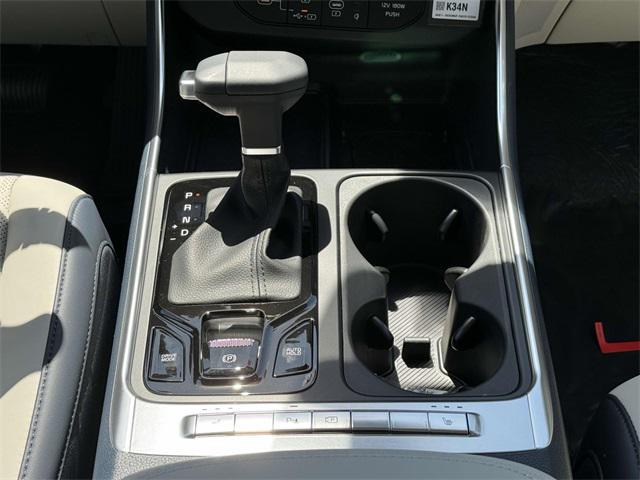 new 2025 Kia Carnival car, priced at $40,900