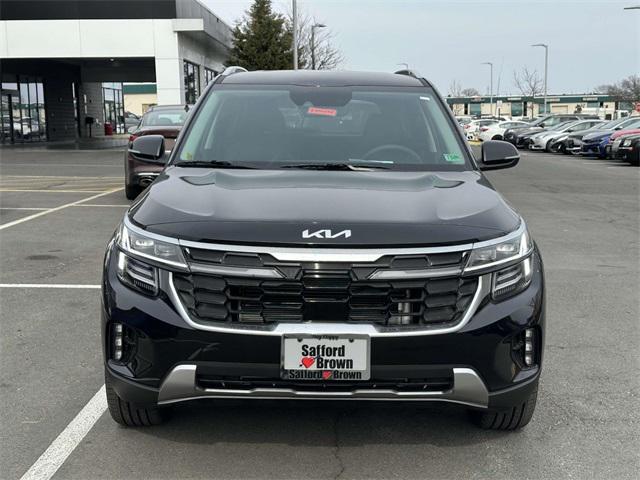 new 2025 Kia Seltos car, priced at $31,490