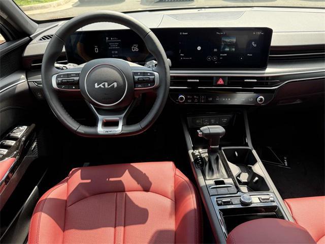 new 2025 Kia K5 car, priced at $30,885