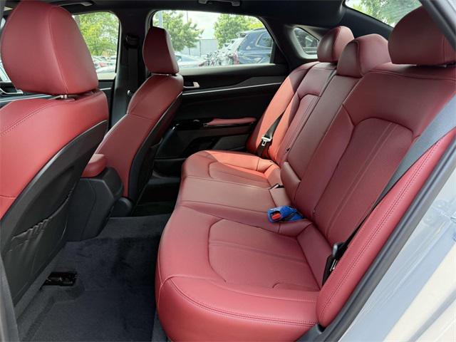 new 2025 Kia K5 car, priced at $30,885