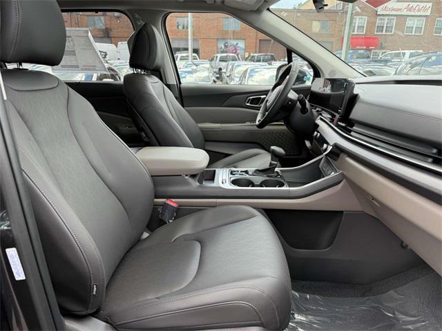 new 2026 Kia Carnival car, priced at $44,429