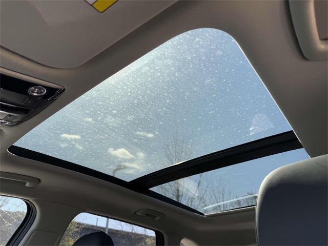 new 2025 Kia Sorento car, priced at $40,802