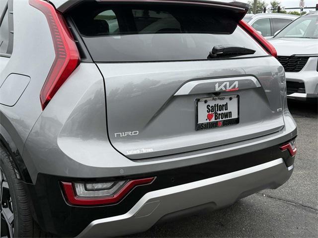 new 2025 Kia Niro car, priced at $35,190