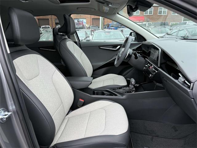 new 2025 Kia Niro car, priced at $35,190