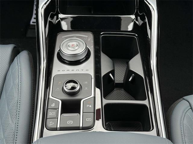 new 2025 Kia Sorento Hybrid car, priced at $46,480