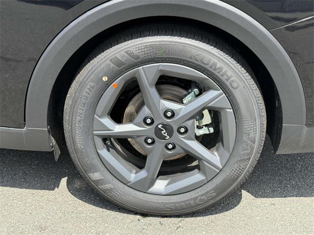 new 2025 Kia K4 car, priced at $23,190