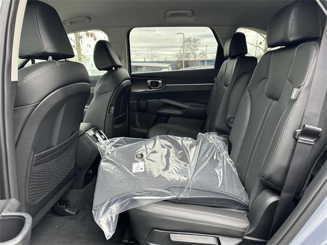 new 2025 Kia Sorento car, priced at $37,785