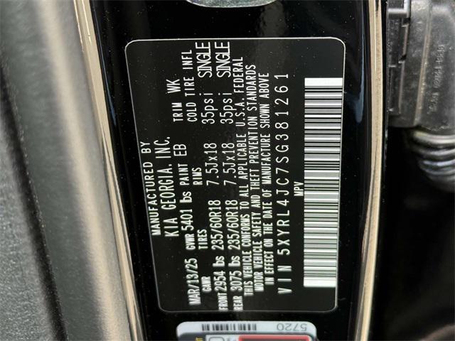 new 2025 Kia Sorento car, priced at $36,085