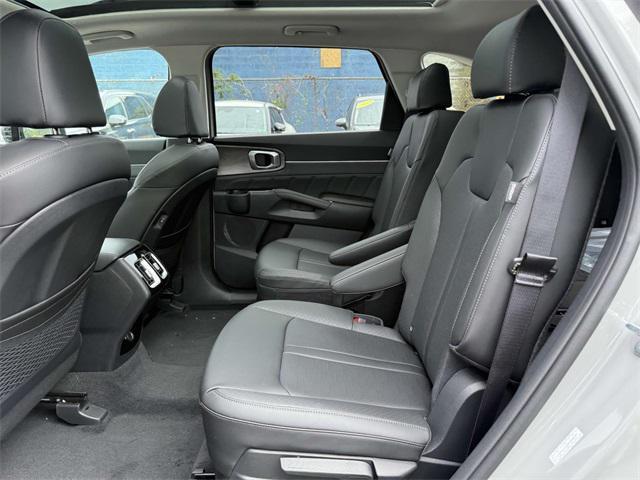 new 2025 Kia Sorento car, priced at $43,450