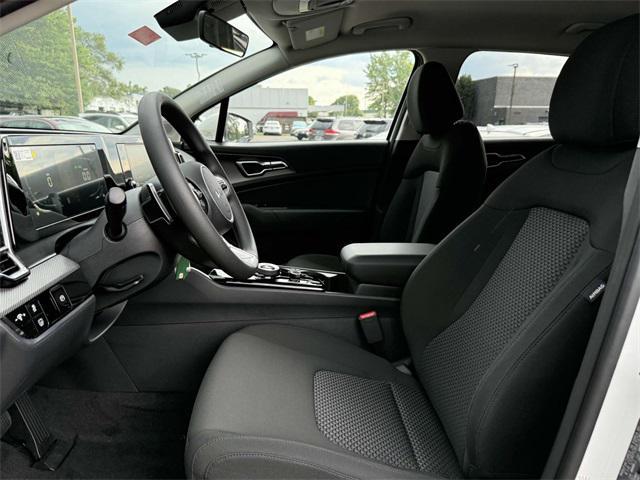 new 2025 Kia Sportage Hybrid car, priced at $29,318