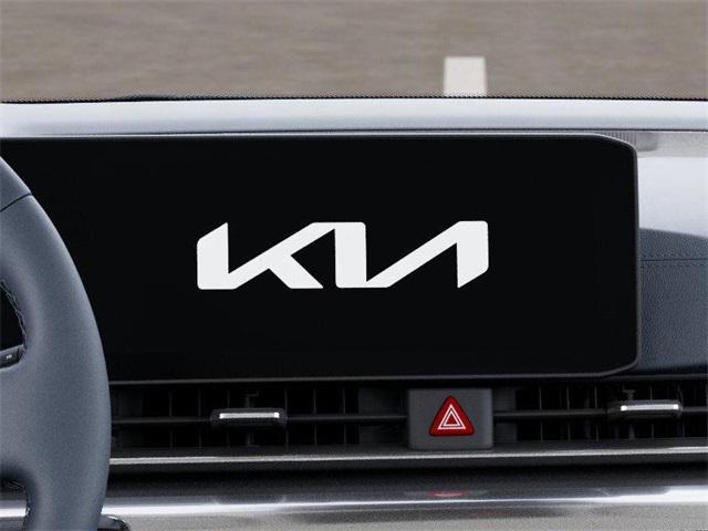 new 2026 Kia Carnival Hybrid car, priced at $52,285