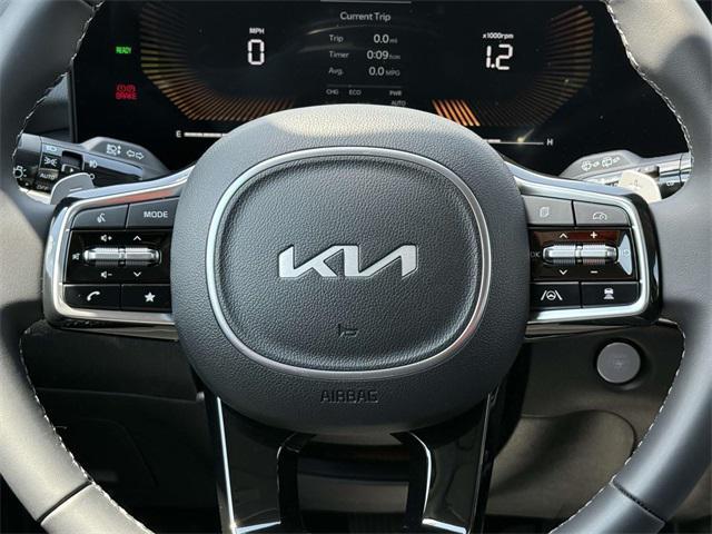 new 2025 Kia Sorento Hybrid car, priced at $40,105