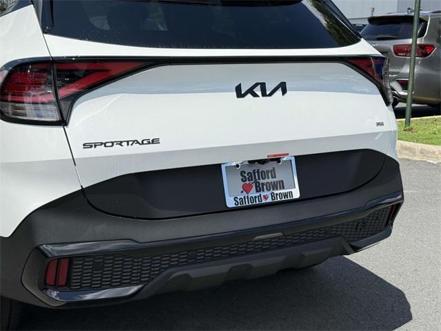 new 2025 Kia Sportage car, priced at $39,553