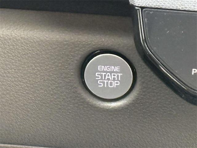 new 2025 Kia Carnival car, priced at $41,040