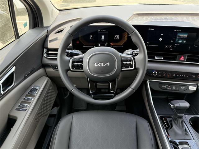 new 2025 Kia Carnival car, priced at $41,040
