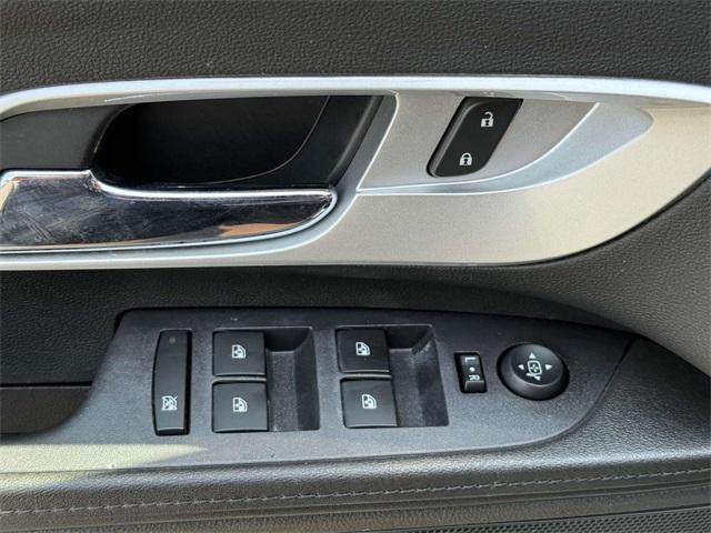 used 2017 Chevrolet Equinox car, priced at $12,899