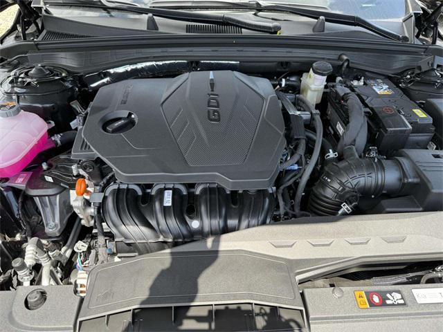 new 2025 Kia K5 car, priced at $31,660