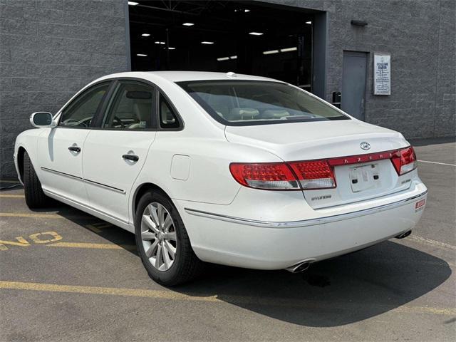 used 2009 Hyundai Azera car, priced at $3,999