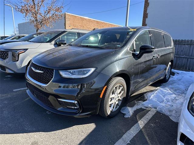 used 2023 Chrysler Pacifica car, priced at $22,862