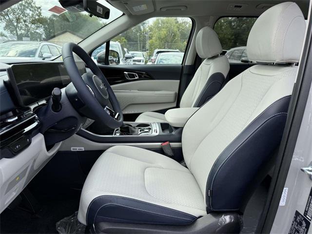 new 2026 Kia Carnival car, priced at $49,649