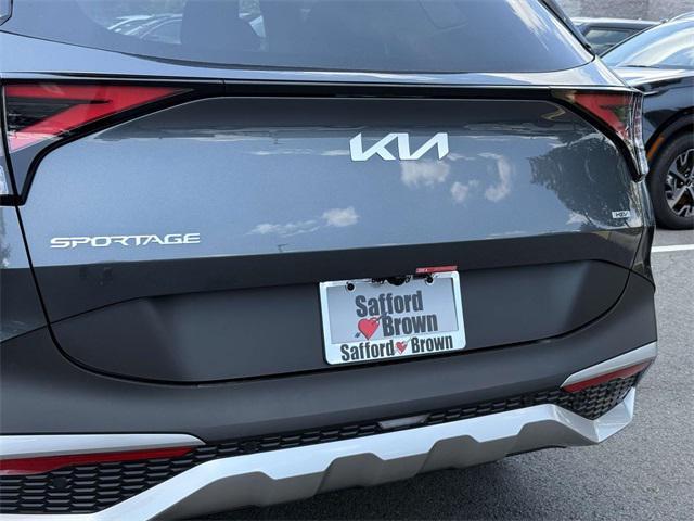 new 2025 Kia Sportage Hybrid car, priced at $31,100