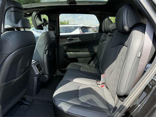 new 2025 Kia Sportage car, priced at $39,180