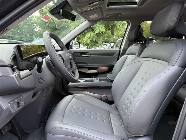 new 2026 Kia EV9 car, priced at $61,470