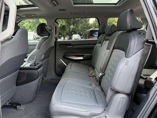 new 2026 Kia EV9 car, priced at $61,470