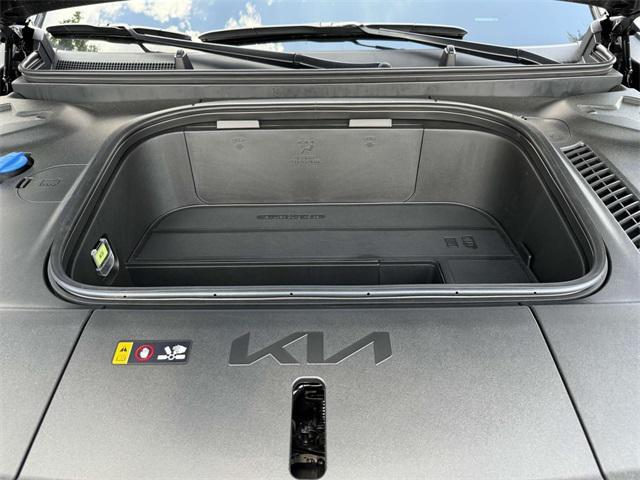 new 2026 Kia EV9 car, priced at $61,470