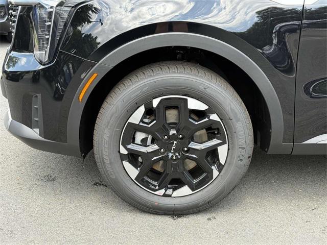 new 2025 Kia Sorento car, priced at $34,292