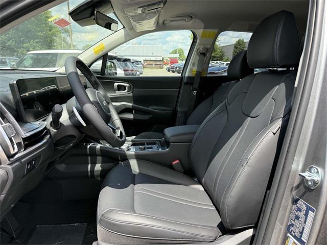 new 2025 Kia Sorento Hybrid car, priced at $40,105