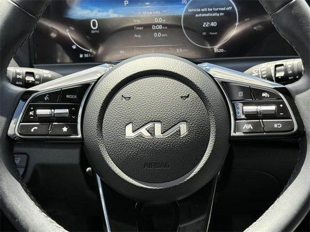 used 2025 Kia Seltos car, priced at $25,650
